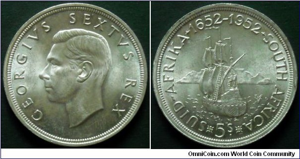 Union of South Africa. 5 shillings.
1952, 300th Anniversary of Capetown. Ag 500. Weight; 28,28g. Diameter; 38,61mm.
Mintage: 1.698.000 units.