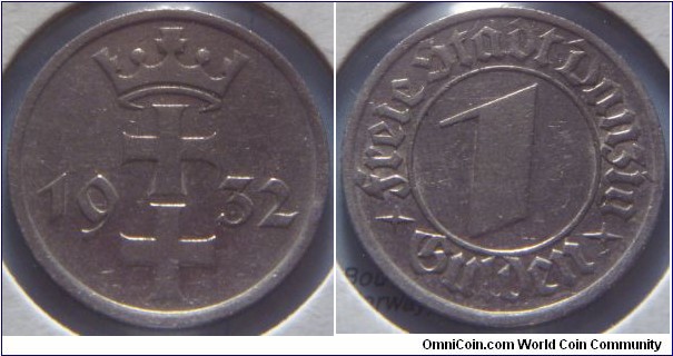 Danzig | 
1 Gulden, 1932 | 
23.5 mm, 5 gr. | 
Nickel | 

Obverse: Coat of Arms divide date | 
Lettering: 1932 | 

Reverse: Legend surround denomination | 
Lettering: * Freie Stadt Danzig * 1 Gulden |