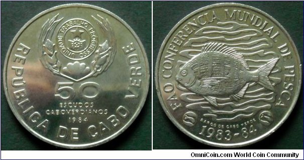 Cape Verde 50 escudos.
1984, World Fisheries Conference - F.A.O. issue.
Cu-ni.
Weight; 16g.
Diameter; 34mm.
Mintage: 115.000 pieces. 
