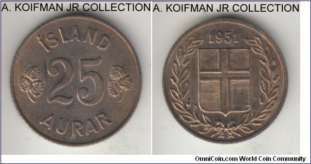 KM-11, 1951 Iceland 25 aurar; copper-nickel, reeded edge; Republic, uncirculated.