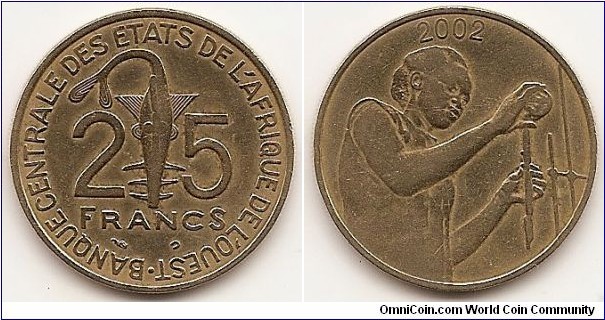 25 Francs
KM#9
7.9500 g., Aluminum-Bronze, 27 mm. Series: F.A.O. Obv: Taku - Ashanti gold weight divides value Rev: Figure filling tube Note: Mint mark position varieties exist.