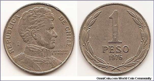 1 Peso
KM#208
5.1100 g., Copper-Nickel, 24 mm. Obv: Armored bust of Bernardo O'Higgins right Obv. Legend: LIBERTADOR. B. O'HIGGINS Rev: Denomination above date within wreath Edge: Reeded
