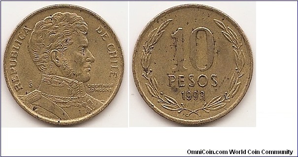 10 Pesos
KM#228.2
3.5000 g., Aluminum-Bronze, 21 mm. Obv: Bust of Gen. Bernardo O'Higgins right Obv. Legend: REPUBLICA - DE CHILE Rev: Denomination above date within sprays Edge: Reeded