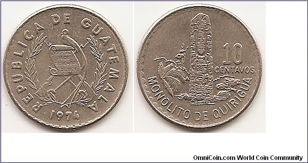 10 Centavos
KM#274
3.1700 g., Copper-Nickel, 21 mm. Obv: National arms Rev: Monolith