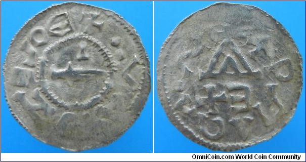 Bohemia,
Duke Boleslav II. 967/972-999,
AR denarius, 1,034g,
Prague mint, minted about 975-982