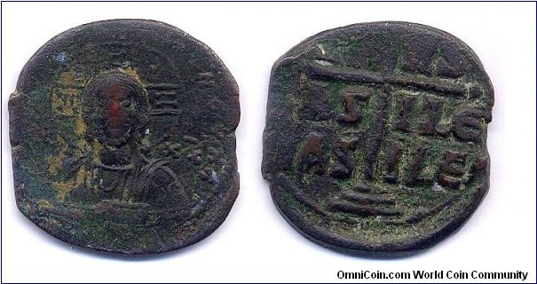 ROMANUS III ARGYRUS (12/11/1028 - 11/04/1034), follis c. 1028-1030, 30mm, copper. Rarity: R1