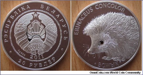 20 Rubles - Hedgehog - 31.1 g Ag .999 Proof (with one Swarovski crystal) - mintage 4,000