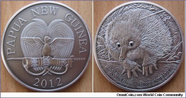 5 Kina - Spiny anteater - 31.1 g Ag .999 antique finish (with two black diamonds eyes)- mintage 1,000