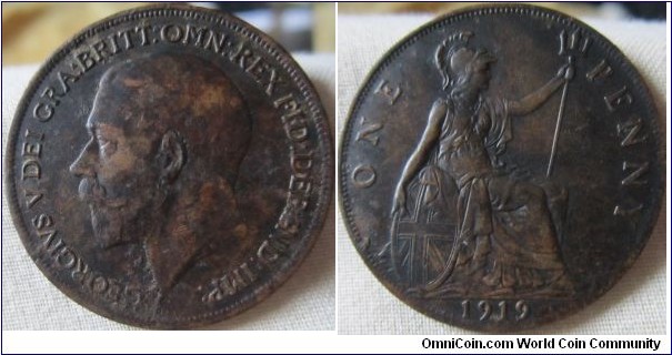 1919 penny, looks dug up , but EF details