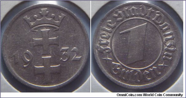 Danzig | 
1 Gulden, 1932 | 
23.5 mm, 5 gr. | 
Nickel | 

Obverse: Coat of Arms divide date | 
Lettering: 1932 | 

Reverse: Legend surround denomination | 
Lettering: * Freie Stadt Danzig * 1 Gulden |