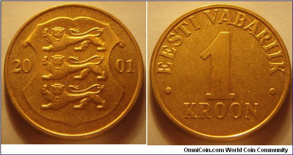 Estonia | 
1 Kroon, 2001 | 
23.25 mm, 5 gr. | 
Nordic Gold | 

Obverse: Three lions within shield divide date | 
Lettering: 2001 | 

Reverse: Denomination | 
Lettering: • EESTI VABARIIK • 1 KROON |