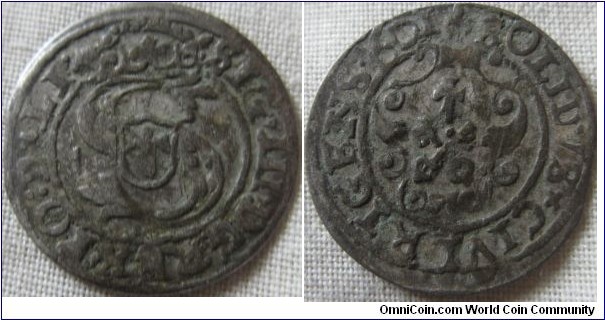 1601 Riga solidus super details