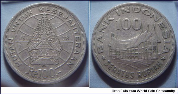 Indonesia | 
100 Rupiah, 1978 – Forestry for Prosperity | 
28.35 mm, 7.1 gr. | 
Copper-nickel | 

Obverse: Legendary Tree of Life separate date, denomination below | 
Lettering: HUTAN UNTUK KESEJAHTERAAN 1978 RP. 100,- |  

Reverse: Minangkabau house, denomination above | 
Lettering: * BANK INDONESIA SERATUS RUPIAH 100 |