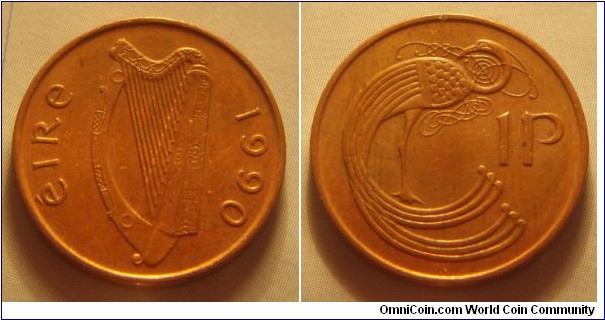 Ireland | 
1 Pingin, 1990 | 
20.32 mm, 3.56 gr. | 
Copper plated Steel | 

Obverse: Irish harp (Cláirseach), date right|
Lettering: éire 1990 | 

Reverse: Stylized bird adapted from an ornamental detail in the 
