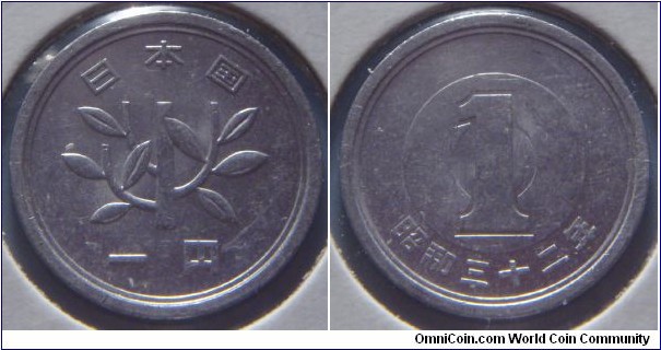 Japan | 
1 Yen, 1957 | 
20 mm, 1 gr. | 
Aluminium | 

Obverse: Sapling, denomination below | 
Lettering: 日本国 一円 | 

Reverse: Denomination, date below | 
Lettering: 1 昭和三十二年 |