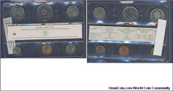 Official coin set with packing error, there is one 10 ore with the year 1979!