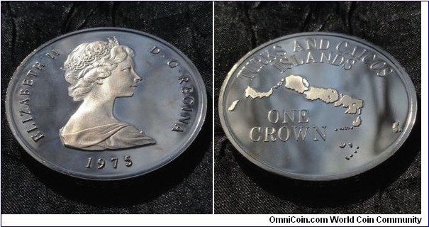 KM-5, 1975 Turcs & Caicos crown; copper nickel, lettered edge, proof; mintage of 1370 pieces.