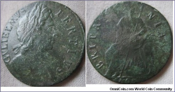very rare BRITANIA error Halfpenny in a superb grade, and green patina missing N at the 11 o clock position on the coin, caused by unknown reasons, possibly filing down of an error or a simple clog, no one knows.