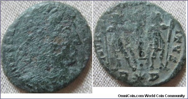 unidentified roman coin, nice reverse