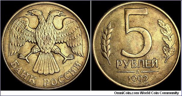 Russia - 5 Roubles - 1992 - Weight 4,02 gr - Brass plated steel - Size 21,9 mm - Thickness 1,65 mm - Alignment Medal (0°) - President. Boris Yeltsin (1991-1999) - Mintmark Leningrad - Edge Smooth - Reference Y# 312 (1992)