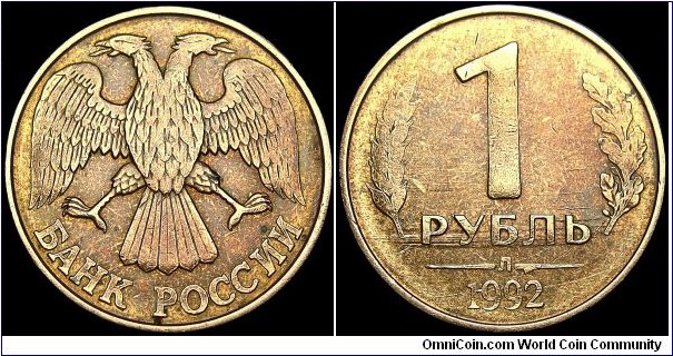 Russia - 1 Rouble - 1992 - Weight 3,25 gr - Brass plated steel - Size 19,5 mm - Thickness 2,0 mm - President: Boris Yeltsin (1991-1999) - Mintmark: Leningrad - Edge Smooth - Reference Y# 311 (1992)
