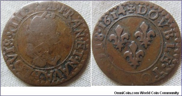 low grade double tournois, obverse is quite worn in the mddle, however reverse is very well struck except for the 7-8 o clock region