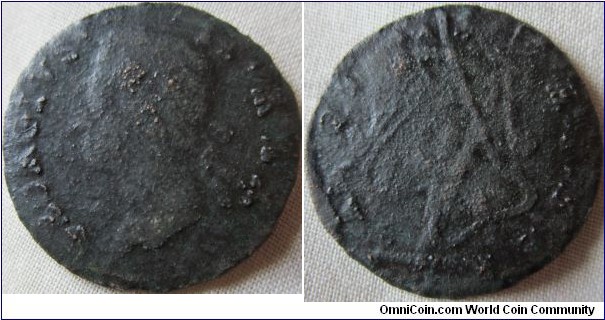 very low grade George II counterfiet Halfpenny with Iroish obverse, unknown reverse