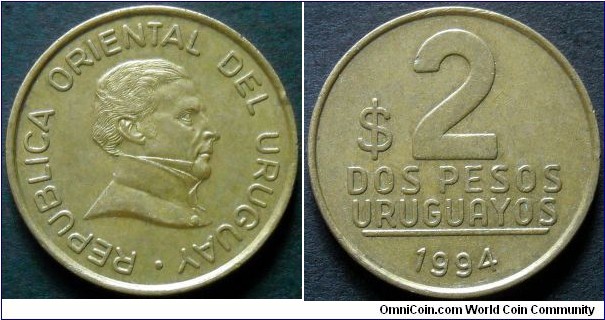 Uruguay 2 pesos.
1994, Al-br.