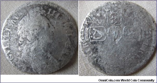 a possible shipwreck shilling (probably Association) of 1695