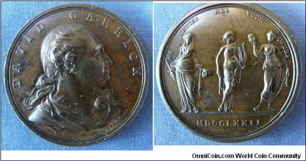 1772 UK David Garrick (1717-1779)  Medal by L. Pingo. Bronze: 40MM.
Obv: Bust right, his hair tied behind. Legend DAVID GARRICK, signed L. PINGO.F. Rev: Standing figure of three muses. Legend HE UNITED ALL YOUR POWERS. Exergue MDCCLXXII.

