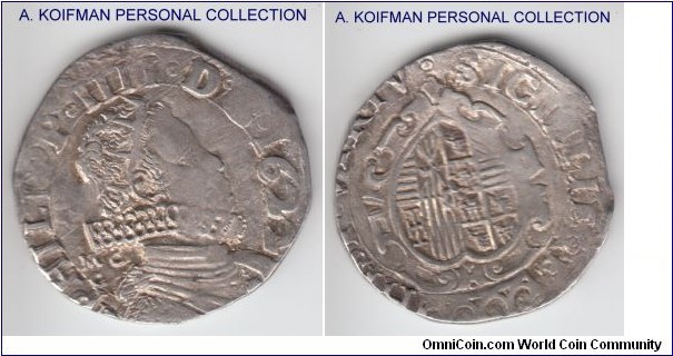 KM-41, 1622 Naples & Sicily (Italian State) tari under Spain King Philipp IV; silver, plain edge; MC/C in the left field, more common variety.