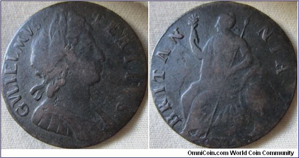 1696 Halfpenny, VF grade, clashed die on the reverse