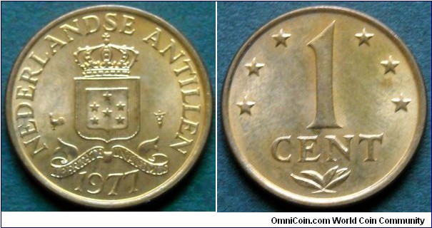 Netherlands Antilles 
1 cent. 1977, Bronze.
Weight; 2,5g.
Diameter; 18mm.
Mintage: 4.000.000 pieces.