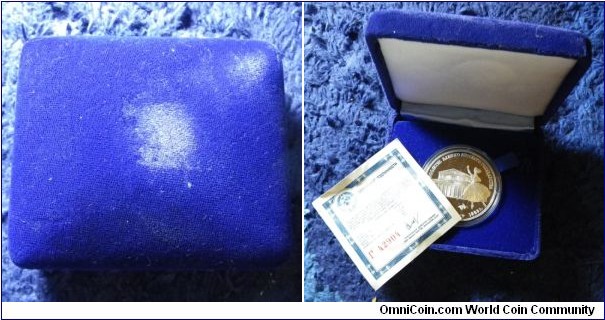 Russia 1991 3 ruble commemorating Bolshoi Theater. With box and COA. Seems to be different from the standard black box.