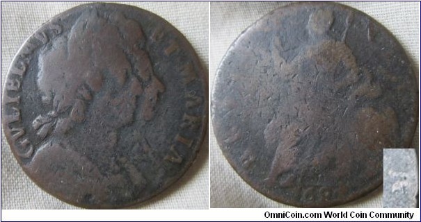 1694 halfpenny, rare Unbarred A's in MARIA, clear error.