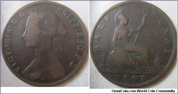 1863 halfpenny tall slender 3, R10, fair