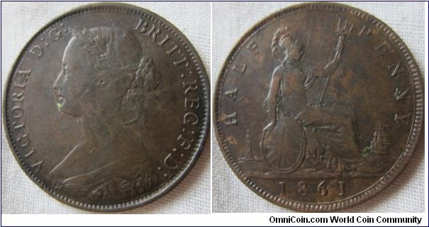 1861 halfpenny, aVF die crack in BRITT