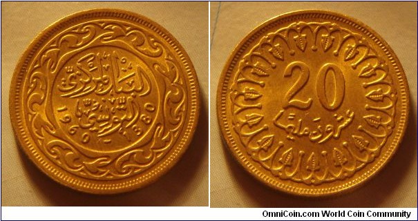 Tunisia | 
20 Millimes, 1960 | 
22 mm, 4.5 gr. | 
Brass | 

Obverse: Date | 
Lettering: البنك المركزي التونسي 1960-1380 |

Reverse: Denomination | 
Lettering: 20 عشرون مليما |