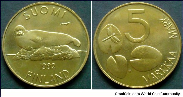 Finland 5 markkaa.
1992, Al-br. Weight; 5,5g. Diameter; 29,7mm.
Mint; Rahapaya Oy, Vantaa. Mintage: 800.000 pieces.