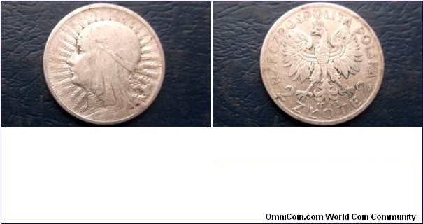 Silver 1933 Poland 2 Zlote Y# 20 Queen Jadwiga Nice Grade Toned Circ 
Go Here:

http://stores.ebay.com/Mt-Hood-Coins