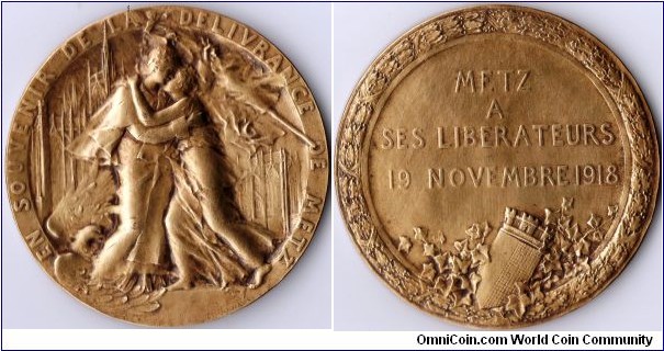medal struck to celebrate the liberation of Metz in 1918.