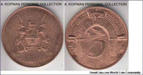 Laidlaw 0150, 1966 South Africa medal; bronze, 31.9 mm diameter, 12.4 gr; Fifth anniversary of the Republic, Johannesburg; mintage 3,000, uncirculated, obverse more toned.