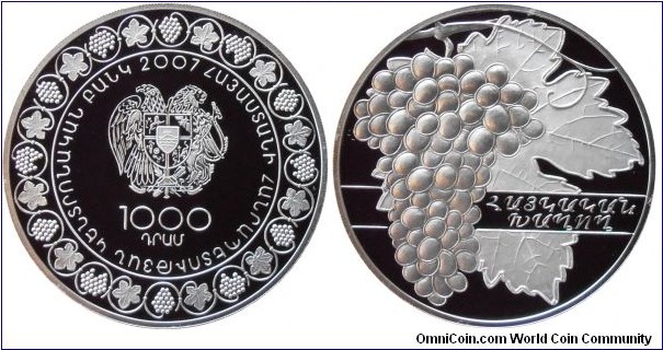 1000 Dram - Grapes-  33.6 g 0.925 silver Proof - mintage 500 pcs only