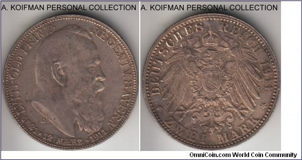 KM-997, 1911 German States Bavaria 2 marks, Munich mint (D mint mark); silver, reeded edge; 90'th birthday of Prince Regent Luitpold commemorative issue, toned about uncirculated, interesting machine doubling across significant part of reverse  inscription and beads.