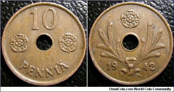 Finland 1942 10 pennia. Weight: 2.50g.