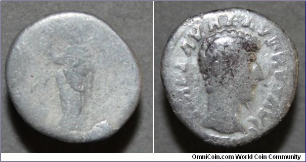 Lucius Verus 
Denarius 
Bare head, r. IMP L VERVS AVG. 
Providentia standing l, holding globe and cornucopiae. PROV DEOR TR P II COS II. 
3g. 17mm. 
161-162Ad. Rome Mint 