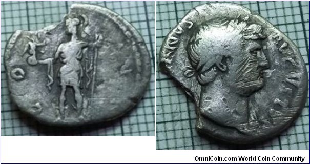 117-138Ad Hadrian Silver Denarius 18mm, 2.37g 