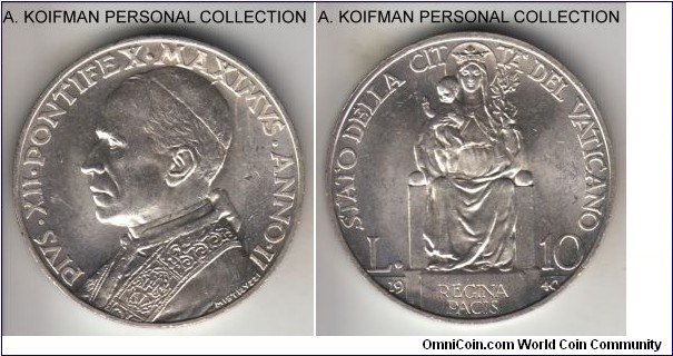 KM#29, 1940/II year of Pius XII Vatican 10 lire; silver, lettered edge; smaller mintage of 10,000 only, average uncirculated with few contact marks.