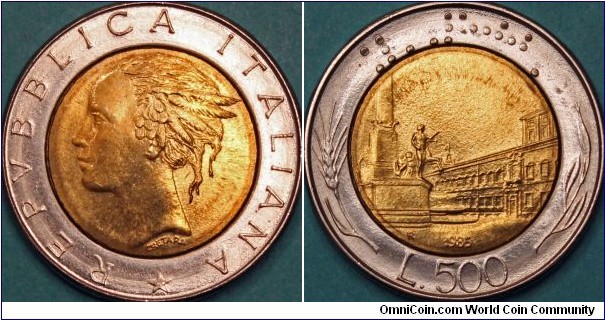 500 Lire, reverse of Piazza del Quirinale, Rome. Bi-Metallic Bronzital center in Acmonital ring, 25.8 mm