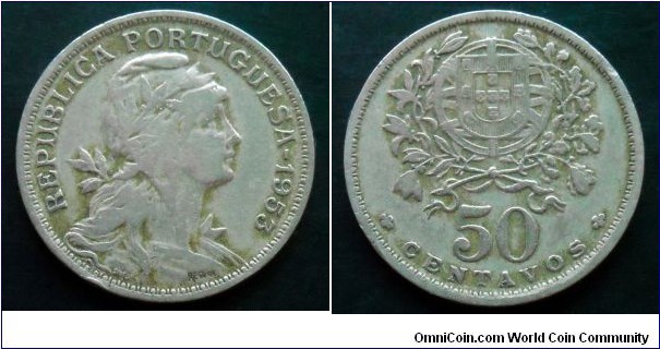 Portugal 50 centavos.
1953